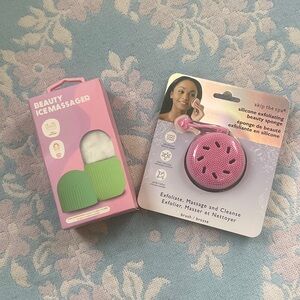 NEW & SEALED 2-pc Silicone Exfoliating Beauty Sponge & Ice Massager